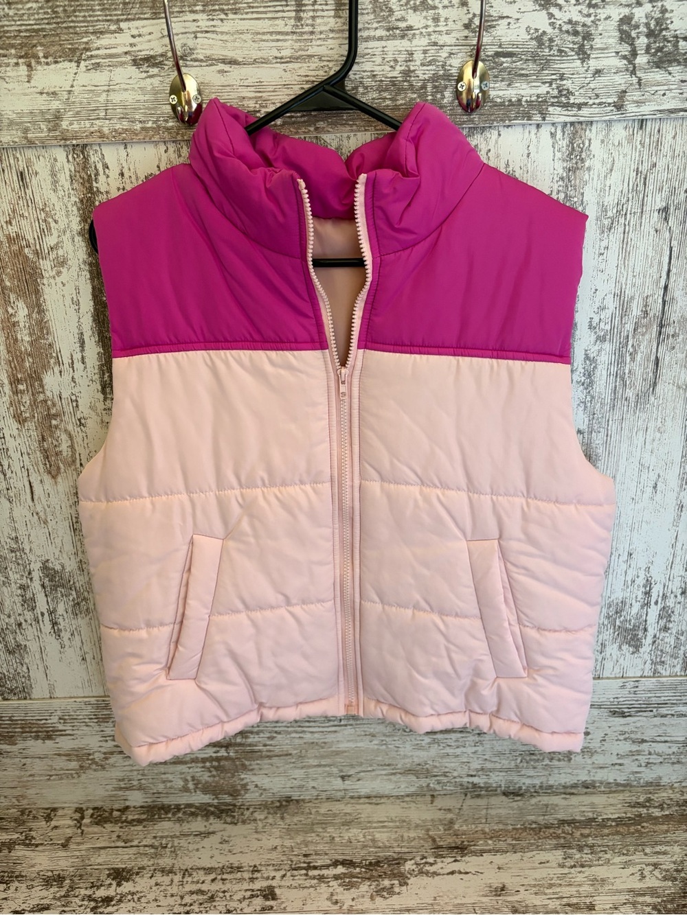 SHEIN Girls Two-Tone Puffer Vest - Light Pink & Hot Pink